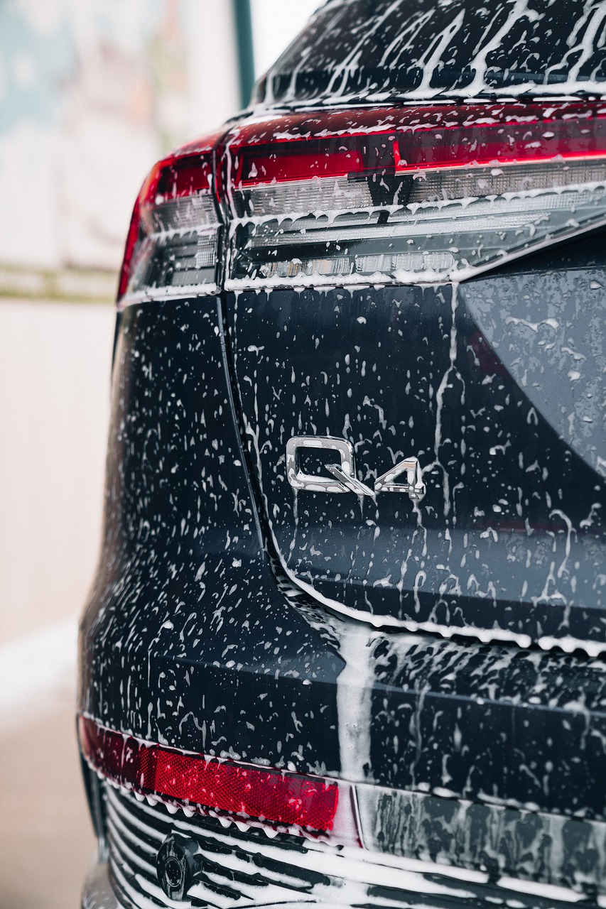 6 sposobów na szybkie i łatwe czyszczenie samochodu